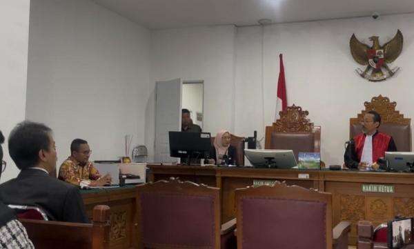 PN Jaksel Tunda Sidang Praperadilan Roy Suryo Jilid 3, Jaksa Tak Hadir PN Jaksel Tunda Sidang Praperadilan Roy Suryo Jilid 3, Jaksa Tak Hadir