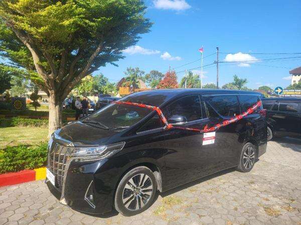 Kasus Dugaan Korupsi Bupati Lombok Barat, KPK Sita Mobil Alphard Kasus Dugaan Korupsi Bupati Lombok Barat, KPK Sita Mobil Alphard