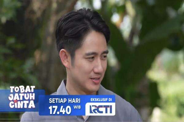 Sinopsis 'Tobat Jatuh Cinta' Eps. 20: Kampung Sindang Barang Semakin Tegang, Telepon dari Adit Mengubah Segalanya Sinopsis 'Tobat Jatuh Cinta' Eps. 20: Kampung Sindang Barang Semakin Tegang, Telepon dari Adit Mengubah Segalanya