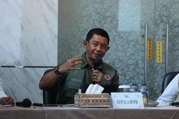 Karhutla Jambi Capai 1.776 Hektare, BNPB Optimalkan Operasi Darat dan Udara Karhutla Jambi Capai 1.776 Hektare, BNPB Optimalkan Operasi Darat dan Udara