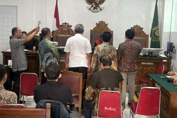 Eks Dirdik Jampidsus di Sidang Praperadilan: Saya Kenal Febrie, Orangnya Jujur Eks Dirdik Jampidsus di Sidang Praperadilan: Saya Kenal Febrie, Orangnya Jujur