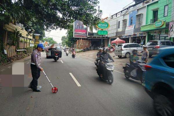Tragis! Pemotor Pelajar Tewas usai Nyalip Biskita Trans Depok Tragis! Pemotor Pelajar Tewas usai Nyalip Biskita Trans Depok