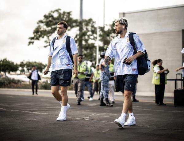 Penyebab Penerbangan Timnas Uruguay Tertunda Jelang Lawan Arab Saudi di Piala Dunia 2026 Penyebab Penerbangan Timnas Uruguay Tertunda Jelang Lawan Arab Saudi di Piala Dunia 2026
