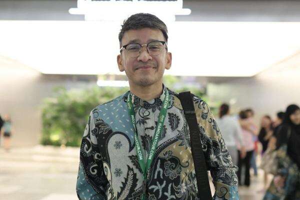 Berangkat Umrah, Ruben Onsu Serahkan Semua Masalah dalam Doa di Depan Ka'bah Berangkat Umrah, Ruben Onsu Serahkan Semua Masalah dalam Doa di Depan Ka'bah