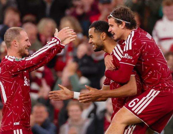 Kejutkan Bursa Transfer, Liverpool Berniat Bawa Pulang Gelandang yang Baru Dijual Tahun Lalu Kejutkan Bursa Transfer, Liverpool Berniat Bawa Pulang Gelandang yang Baru Dijual Tahun Lalu