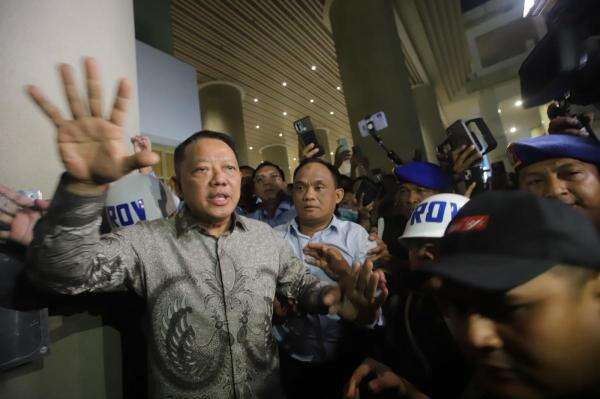 Breaking News: Jaksa Agung Copot Sementara Febrie Adriansyah dari Status Jaksa Breaking News: Jaksa Agung Copot Sementara Febrie Adriansyah dari Status Jaksa