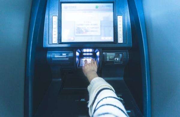 Setor Tunai tapi Beda ATM Apakah Bisa? Ini Jawabannya Setor Tunai tapi Beda ATM Apakah Bisa? Ini Jawabannya