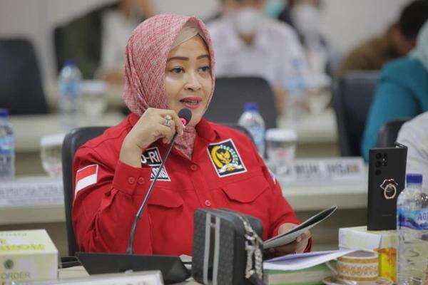 Konsep 8B Jadi Usulan Fahira Idris untuk Wujudkan Jakarta yang Inklusif dan Berkeadilan Konsep 8B Jadi Usulan Fahira Idris untuk Wujudkan Jakarta yang Inklusif dan Berkeadilan