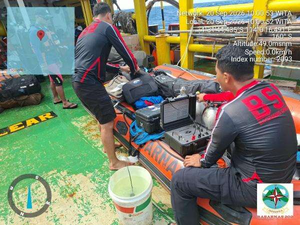 Evakuasi Korban KM Virgo di Dalam Laut, Tim SAR Terjunkan Penyelam Basarnas Special Group Evakuasi Korban KM Virgo di Dalam Laut, Tim SAR Terjunkan Penyelam Basarnas Special Group