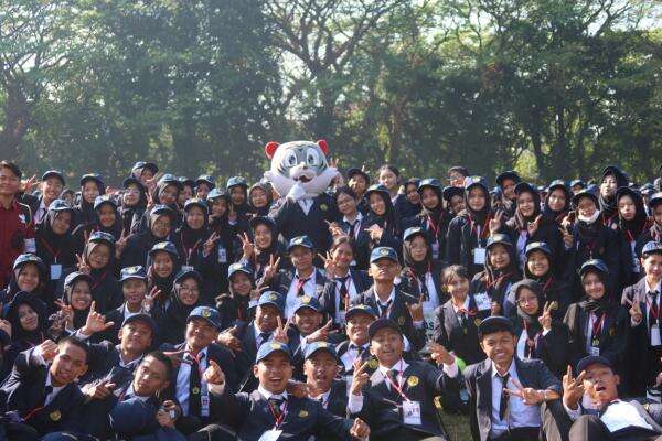 Sambut 9.857 Mahasiswa Baru, Rektor UNEJ Tekankan Pentingnya Karakter dan Kemampuan Berpikir Kritis Sambut 9.857 Mahasiswa Baru, Rektor UNEJ Tekankan Pentingnya Karakter dan Kemampuan Berpikir Kritis