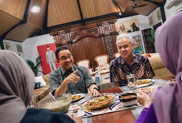 Anies Bertamu ke Rumah Ganjar, Ternyata Ini yang Mereka Obrolkan Anies Bertamu ke Rumah Ganjar, Ternyata Ini yang Mereka Obrolkan