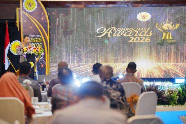 Kompolnas Award, Kapolri: Motivasi Beri Pelayanan Terbaik untuk Masyarakat Kompolnas Award, Kapolri: Motivasi Beri Pelayanan Terbaik untuk Masyarakat