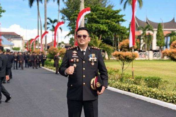 AKBP Rory Dinonaktifkan, AKBP Nendra Madya Tyas Diangkat Jabat Plt Kapolres Mentawai AKBP Rory Dinonaktifkan, AKBP Nendra Madya Tyas Diangkat Jabat Plt Kapolres Mentawai