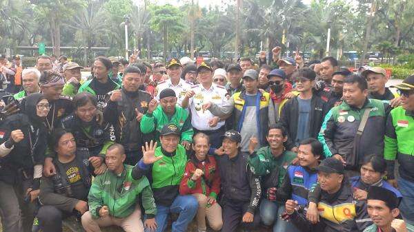 Dishub DKI Jakarta Apel Bersama Komunitas Ojol, Bahas Parkir Liar hingga Penertiban Humanis Dishub DKI Jakarta Apel Bersama Komunitas Ojol, Bahas Parkir Liar hingga Penertiban Humanis