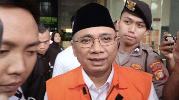 Kasus Dugaan Korupsi Kuota Haji Segera Disidangkan, Kubu Gus Yaqut Siap Bongkar Fakta di Pengadilan Kasus Dugaan Korupsi Kuota Haji Segera Disidangkan, Kubu Gus Yaqut Siap Bongkar Fakta di Pengadilan