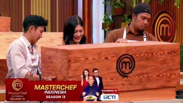 Tantangan Meningkat, Pertarungan Sengit saat Risiko Dipertaruhkan di MasterChef Indonesia Season 13 Tantangan Meningkat, Pertarungan Sengit saat Risiko Dipertaruhkan di MasterChef Indonesia Season 13