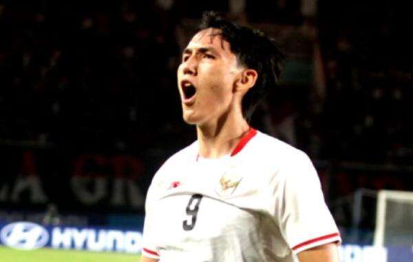 Mitchell Baker Bukan Satu-satunya Jebolan Liga Kampus yang Dipromosikan John Herdman ke Timnas Senior! Mitchell Baker Bukan Satu-satunya Jebolan Liga Kampus yang Dipromosikan John Herdman ke Timnas Senior!