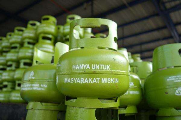 Waspada! Oplosan LPG 3 Kg ke Gas Portable Bisa Picu Ledakan Waspada! Oplosan LPG 3 Kg ke Gas Portable Bisa Picu Ledakan