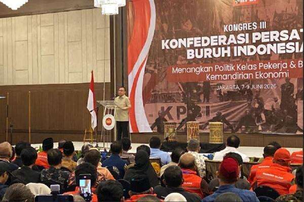 Dasco Sebut Satgas Mulai Gelar Rapat Antisipasi Gelombang PHK Pekan Depan Dasco Sebut Satgas Mulai Gelar Rapat Antisipasi Gelombang PHK Pekan Depan