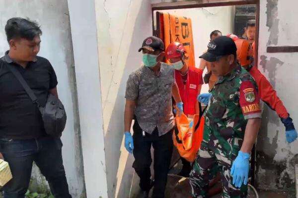 Kebakaran Rumah di Bekasi, Lansia 70 Tahun Tewas Terjebak Kobaran Api Kebakaran Rumah di Bekasi, Lansia 70 Tahun Tewas Terjebak Kobaran Api