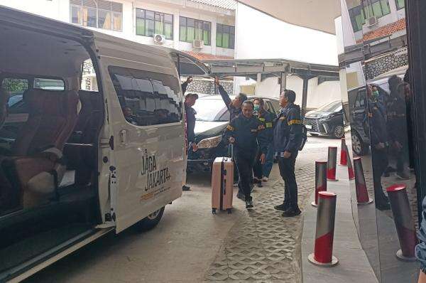 Penyidik Polri Datangi Kantor Jampidsus, Ini Kata Kejagung Penyidik Polri Datangi Kantor Jampidsus, Ini Kata Kejagung