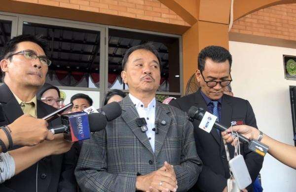 Praperadilan Jilid 4 Ditolak, Roy Suryo Heran Status Berubah Menjadi Terdakwa Praperadilan Jilid 4 Ditolak, Roy Suryo Heran Status Berubah Menjadi Terdakwa