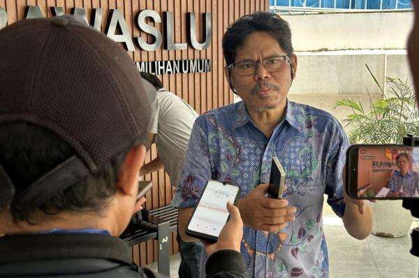 Bonatua Tantang Bawaslu Berani Panggil Wapres Gibran soal Suket Penyetaraan Bonatua Tantang Bawaslu Berani Panggil Wapres Gibran soal Suket Penyetaraan