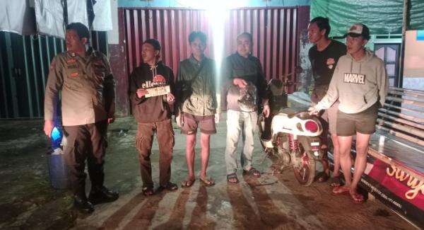 Polsek Anyar Polres Cilegon Amankan 5 Remaja Diduga Hendak Balap Liar di Jalur Wisata Polsek Anyar Polres Cilegon Amankan 5 Remaja Diduga Hendak Balap Liar di Jalur Wisata