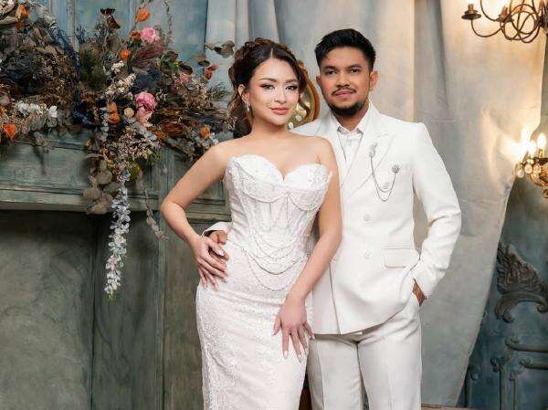 Perjalanan Cinta Nathalie Holscher dengan Aripat, Pasangan Romantis yang Hari Ini Menikah Perjalanan Cinta Nathalie Holscher dengan Aripat, Pasangan Romantis yang Hari Ini Menikah