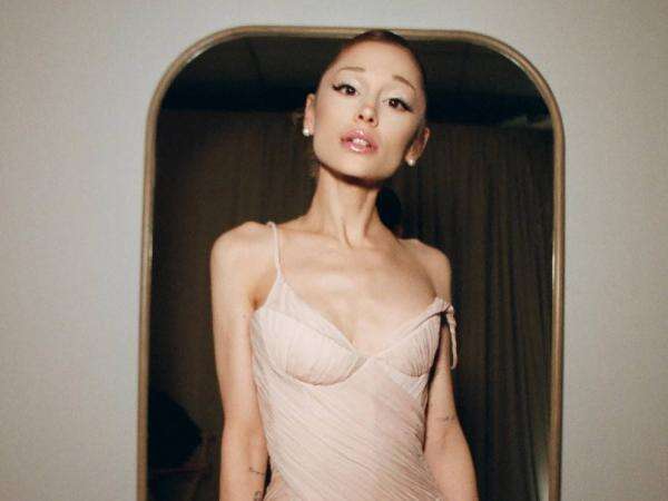 Viral Ariana Grande Umumkan Hiatus dari Dunia Hiburan, Ini Faktanya! Viral Ariana Grande Umumkan Hiatus dari Dunia Hiburan, Ini Faktanya!