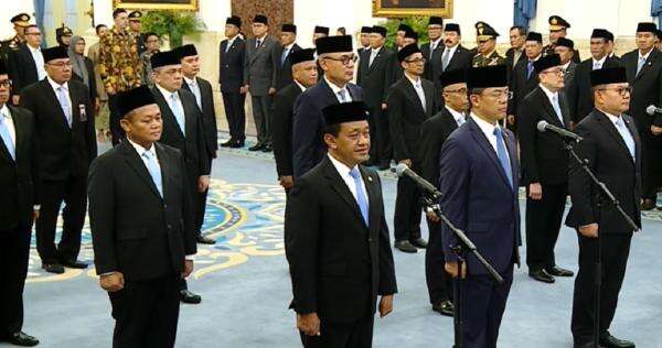 Prabowo Lantik Wamenko Perekonomian, 2 Wamenkeu hingga Wamen Kelautan dan Perikanan Prabowo Lantik Wamenko Perekonomian, 2 Wamenkeu hingga Wamen Kelautan dan Perikanan