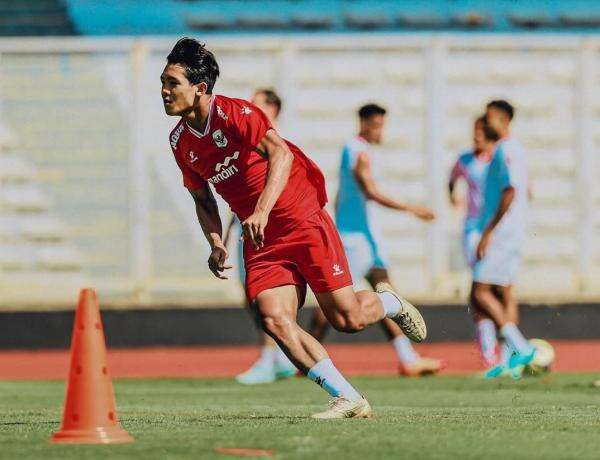 Alfharezzi Buffon Bongkar Karakter John Herdman saat Ikut TC Piala AFF 2026 Alfharezzi Buffon Bongkar Karakter John Herdman saat Ikut TC Piala AFF 2026