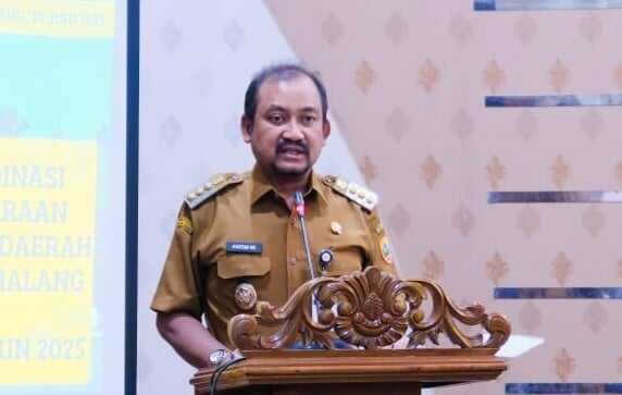 Bupati Anom Tekankan Proses Penataan Alun-Alun Pemalang Segera Dilaksanakan Bupati Anom Tekankan Proses Penataan Alun-Alun Pemalang Segera Dilaksanakan
