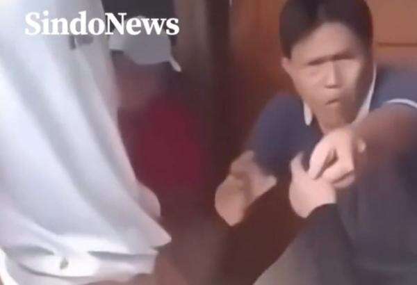Viral Korban Curanmor di Medan Satria Bekasi Diintimidasi saat Cari Motor, DPR Minta Polisi Bongkar Dugaan Sindikat Viral Korban Curanmor di Medan Satria Bekasi Diintimidasi saat Cari Motor, DPR Minta Polisi Bongkar Dugaan Sindikat