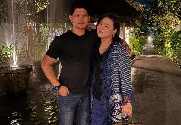 Kehamilan Anak Ketiga Audy Item Jadi Kado Anniversary Terindah, Iko Uwais: Alhamdulillah Kehamilan Anak Ketiga Audy Item Jadi Kado Anniversary Terindah, Iko Uwais: Alhamdulillah