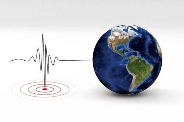 Breaking News! Jepang Diguncang Gempa Berkekuatan 6,4 SR, Peringatan Tsunami Dikeluarkan Breaking News! Jepang Diguncang Gempa Berkekuatan 6,4 SR, Peringatan Tsunami Dikeluarkan
