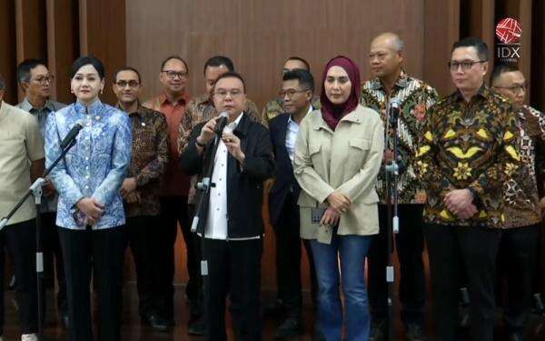 OJK Minta Direksi BEI Baru Lanjutkan Reformasi Integritas di Pasar Modal OJK Minta Direksi BEI Baru Lanjutkan Reformasi Integritas di Pasar Modal