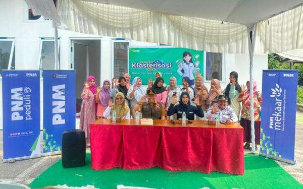 Barawal dari Huntara ke Usaha Produktif, BNPB–PNM Dorong Warga Agam Bangkit Lewat Potensi Lokal Barawal dari Huntara ke Usaha Produktif, BNPB–PNM Dorong Warga Agam Bangkit Lewat Potensi Lokal