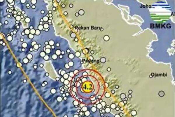 Gempa Terkini Magnitudo 4,2 Guncang Mukomuko Bengkulu Gempa Terkini Magnitudo 4,2 Guncang Mukomuko Bengkulu