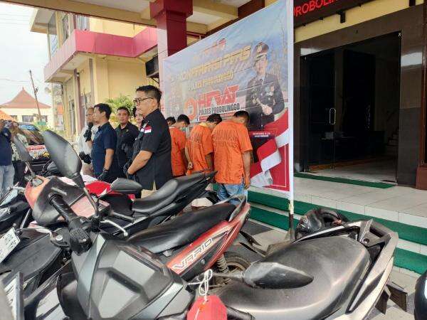 Gasak Motor di Rest Area Gelora Merdeka Kraksaan, Warga Wonomerto dan Bantaran Dibekuk Gasak Motor di Rest Area Gelora Merdeka Kraksaan, Warga Wonomerto dan Bantaran Dibekuk