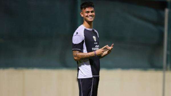 Shin Tae-yong Beri Sinyal Mees Hilgers Debut saat Timnas Indonesia Vs Bahrain Shin Tae-yong Beri Sinyal Mees Hilgers Debut saat Timnas Indonesia Vs Bahrain