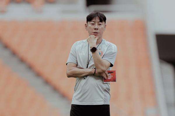 Persija Terusir dari Jakarta saat Vs Java United, Shin Tae-yong Buka Suara Persija Terusir dari Jakarta saat Vs Java United, Shin Tae-yong Buka Suara