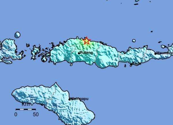 Breaking News! Gempa Besar M5,7 Kembali Guncang Flores NTT Breaking News! Gempa Besar M5,7 Kembali Guncang Flores NTT