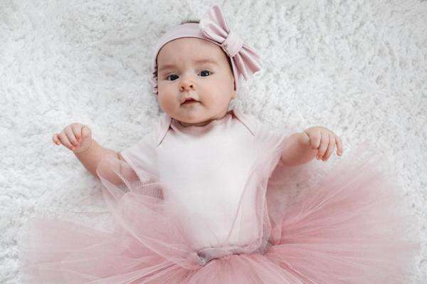 10 Nama Bayi Perempuan Terinspirasi dari Langit, Unik dan Punya Makna Indah 10 Nama Bayi Perempuan Terinspirasi dari Langit, Unik dan Punya Makna Indah