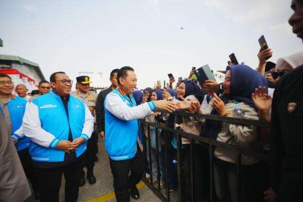 Kapolri Beberkan Langkah Pemerintah Lindungi Buruh, Apa Saja? Kapolri Beberkan Langkah Pemerintah Lindungi Buruh, Apa Saja?