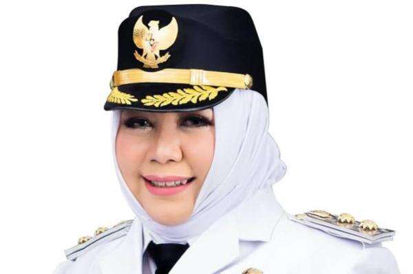 Sugiri Sancoko Jadi Tersangka KPK, Lisdyarita Ditunjuk Jabat Plt Bupati Ponorogo Sugiri Sancoko Jadi Tersangka KPK, Lisdyarita Ditunjuk Jabat Plt Bupati Ponorogo