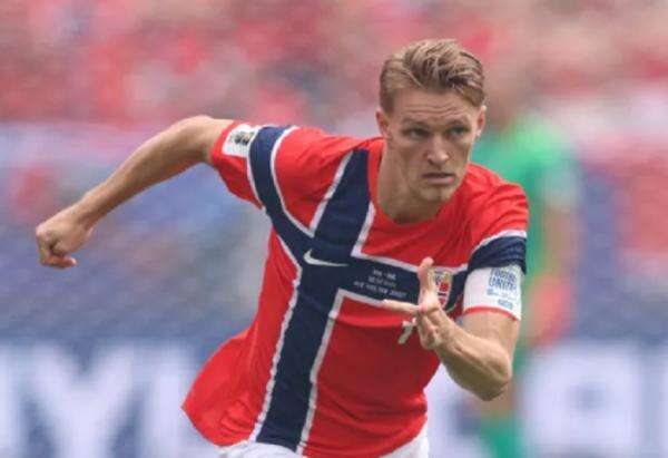 Momen Gabriel Peringatkan Odegaard Saat Brasil vs Norwegia Memanas, Fans Arsenal Heboh Momen Gabriel Peringatkan Odegaard Saat Brasil vs Norwegia Memanas, Fans Arsenal Heboh