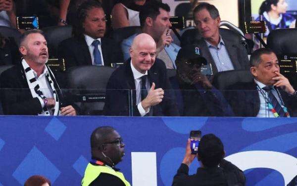 Bagaimana Presiden FIFA Keliling 3 Negara dengan 4 Zona Waktu demi Menonton Piala Dunia 2026? Bagaimana Presiden FIFA Keliling 3 Negara dengan 4 Zona Waktu demi Menonton Piala Dunia 2026?