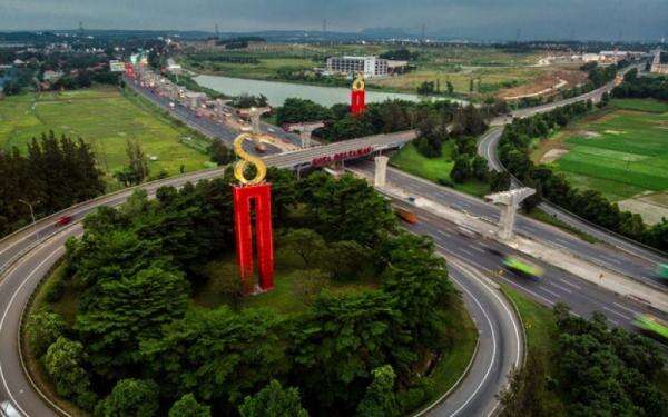 DMAS Sebut Data Center Jadi Penggerak Utama Marketing Sales di Semester I-2026 DMAS Sebut Data Center Jadi Penggerak Utama Marketing Sales di Semester I-2026