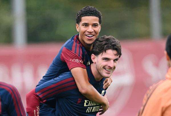Calon Pemain Timnas Indonesia Demiane Agustien Latihan Bareng Arsenal Senior Jelang Lawan LOSC Lille! Calon Pemain Timnas Indonesia Demiane Agustien Latihan Bareng Arsenal Senior Jelang Lawan LOSC Lille!